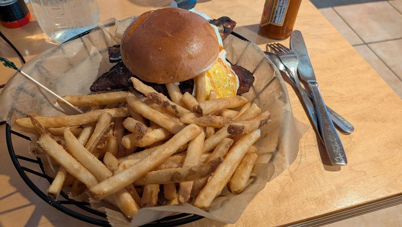 Why the Smashburger Has People Talking