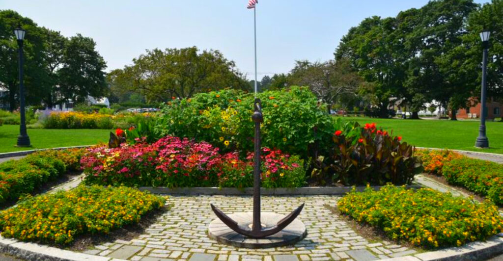With Waterfront Views and Thousands of Flowers, This Portsmouth Park Feels Like a Coastal Garden Dream