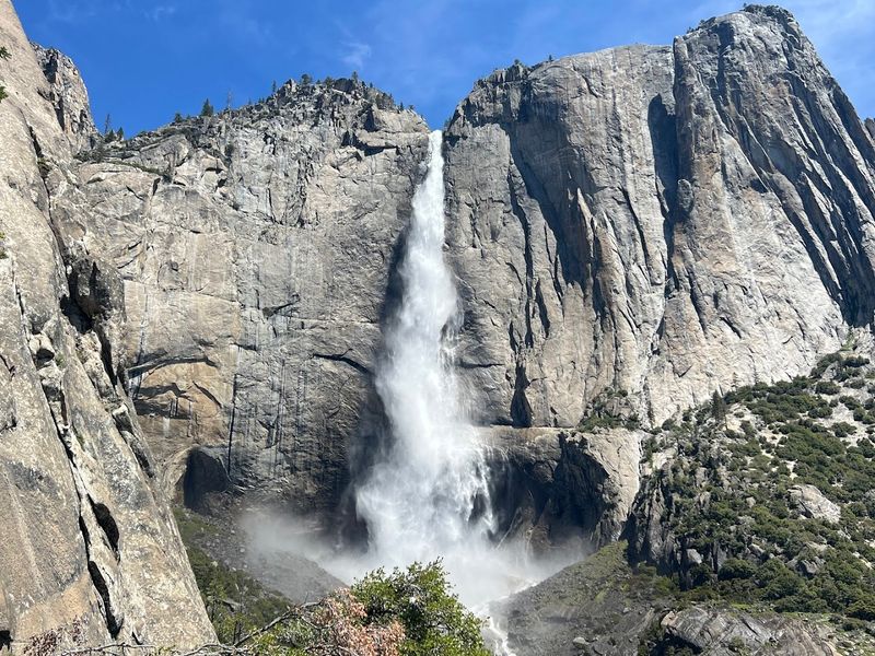 Yosemite Falls, California, USA Yosemite Falls, California, USA