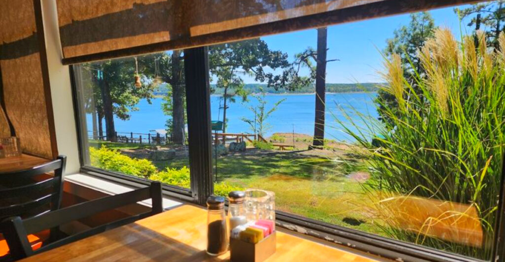 10 Arkansas Restaurants With Views That Completely Steal the Show