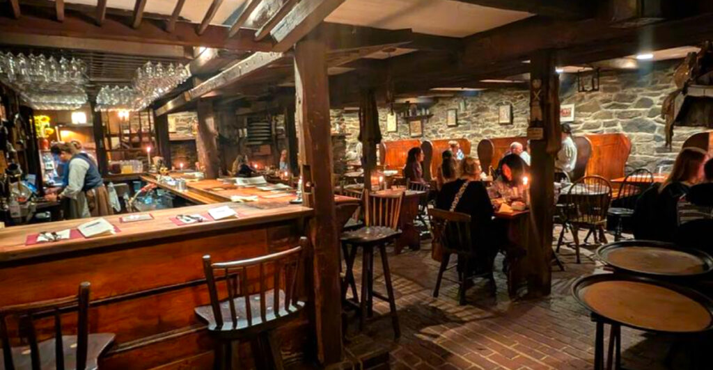 12 Cozy Pennsylvania Restaurants Perfect for a Weekend Escape