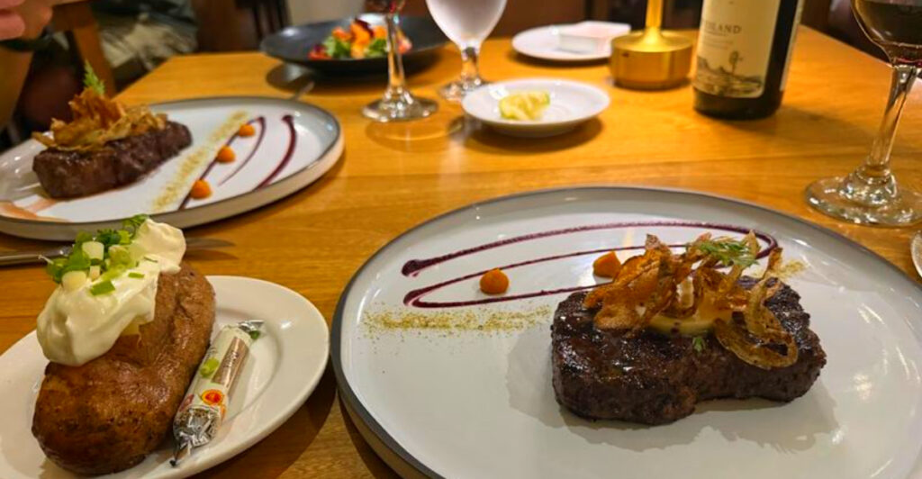 12 Incredible Places to Eat in Saint Lucia This Year