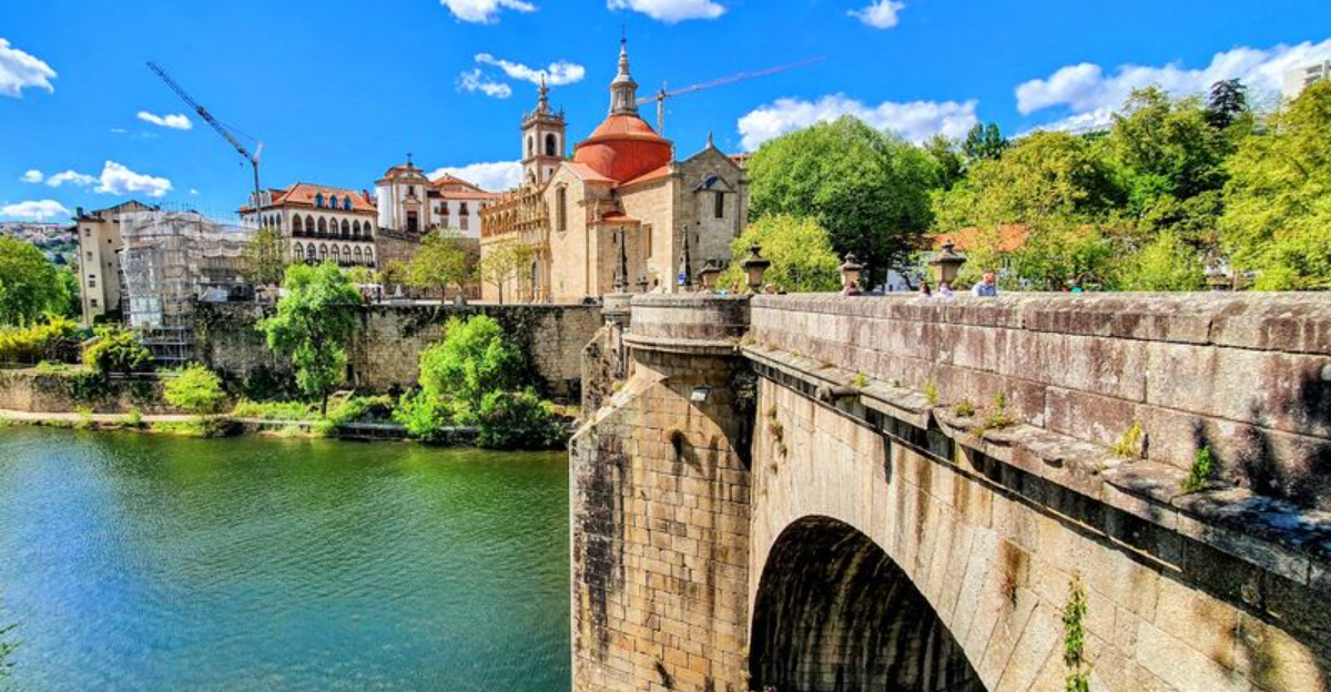 15 Secret-Looking Places in Portugal That Big-City Travelers Often Miss