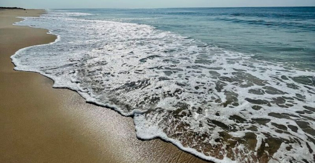 15 Stunning East Coast Beaches That Rival the Caribbean