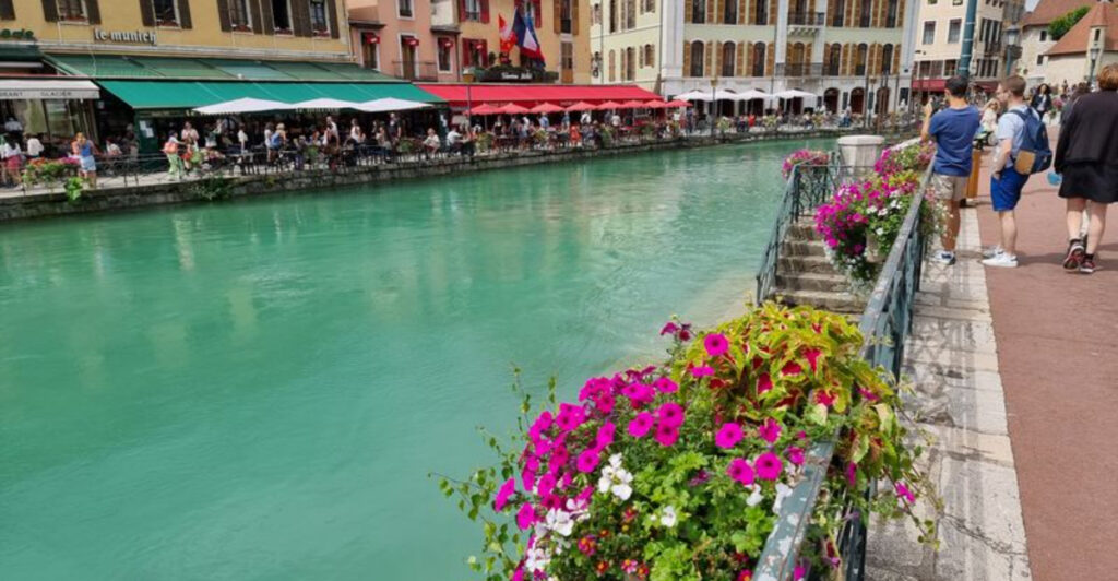 15 Stunning Hidden Corners of France You’ll Wish You Found Sooner