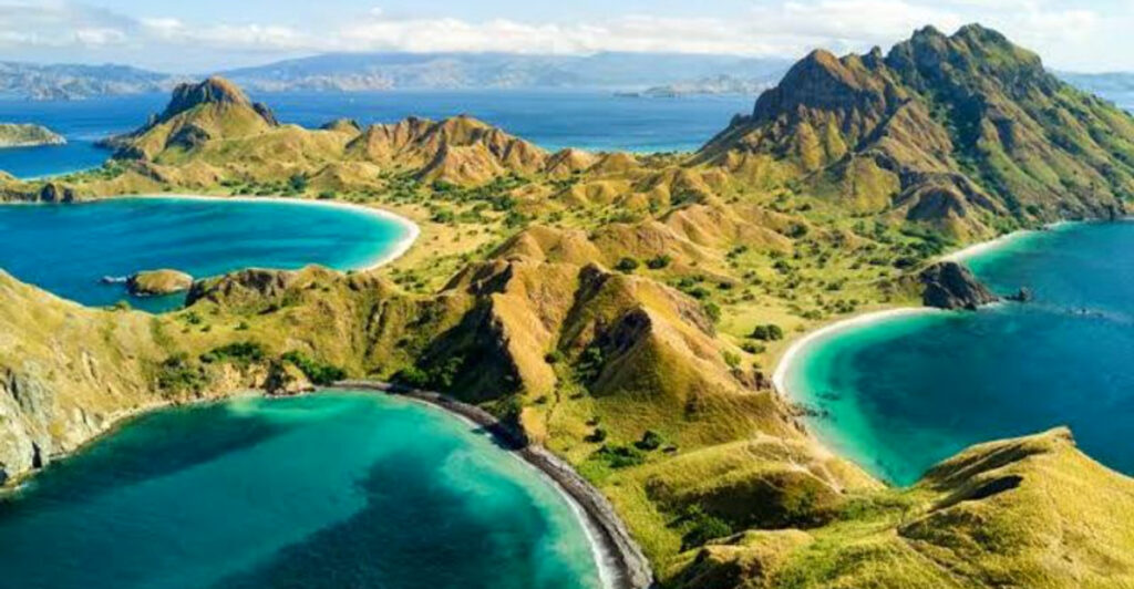 15 Top-Rated National Parks Around the World Chosen by Travelers