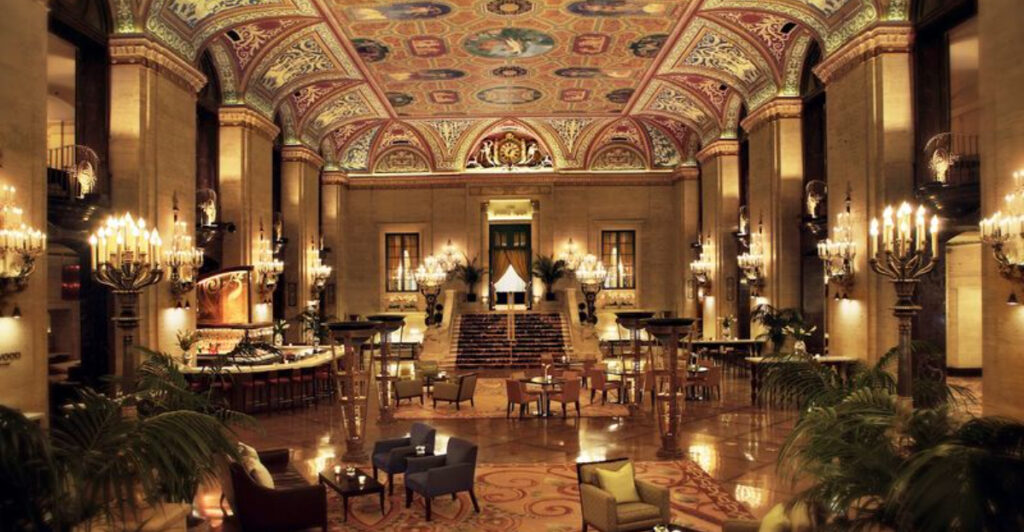 15 of America’s Most Historic Hotels You Can Still Stay In