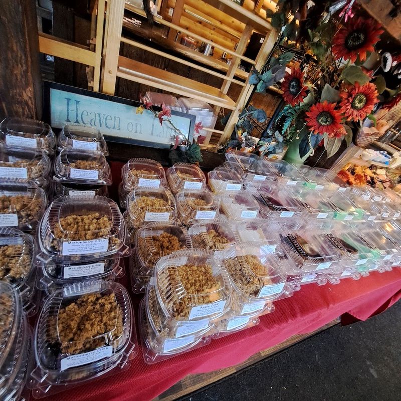 A Bakery Counter Worth Browsing Slowly