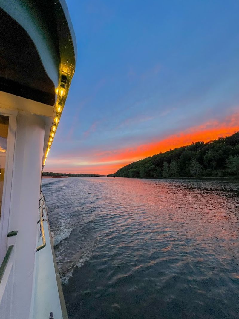 A Boat with Real History and Timeless Charm A Boat with Real History and Timeless Charm