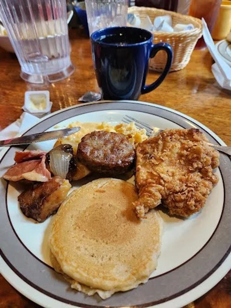 A Breakfast Menu Rooted in Classic Southern Tradition