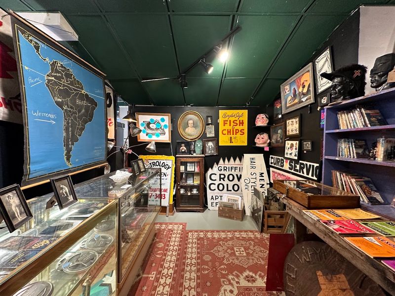 A Building That Feels Like a Museum You Can Buy From A Building That Feels Like a Museum You Can Buy From