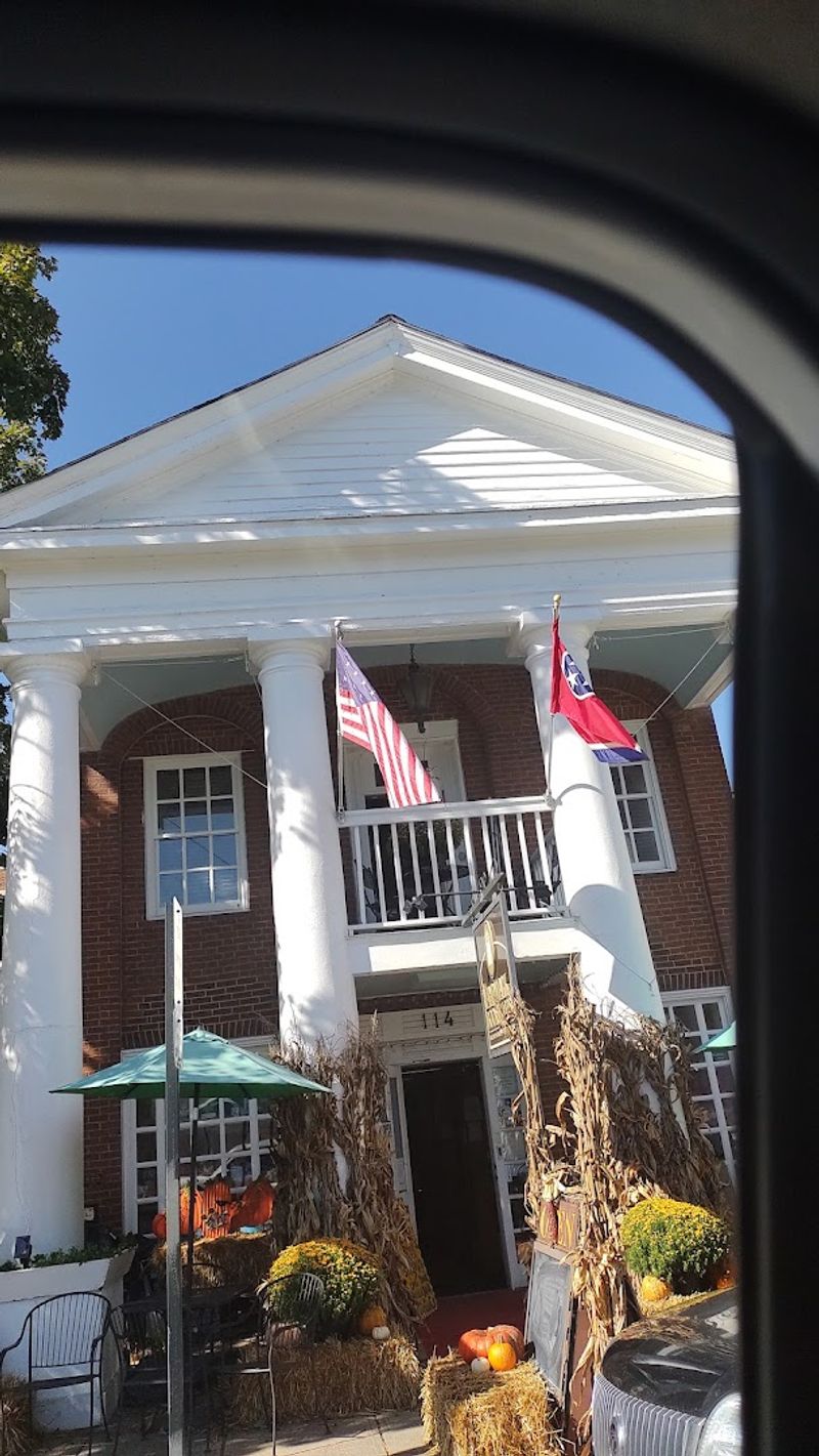 A Building That Predates the Civil War