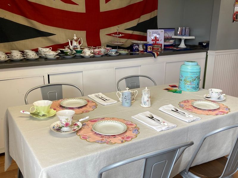 A Cafe That Actually Feels Like the UK A Cafe That Actually Feels Like the UK