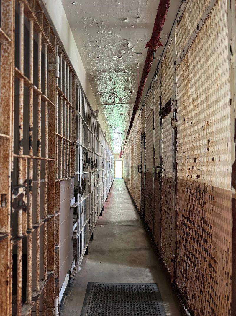 A Century of Hard Time: The History Behind the Walls A Century of Hard Time: The History Behind the Walls