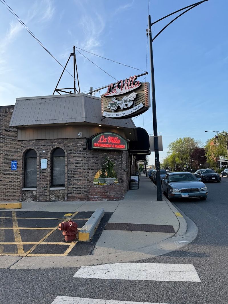 A Chicago Address Rooted in Tradition A Chicago Address Rooted in Tradition