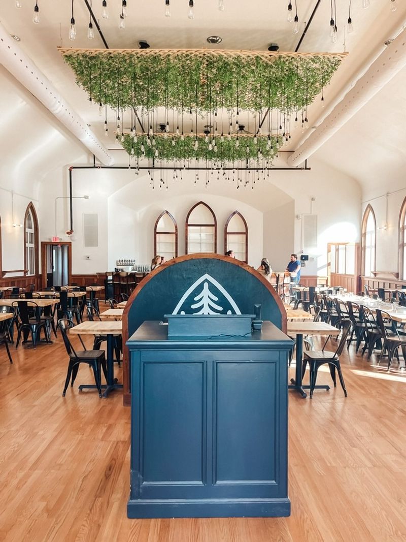 A Church Turned Restaurant at the Heart of South Knoxville A Church Turned Restaurant at the Heart of South Knoxville