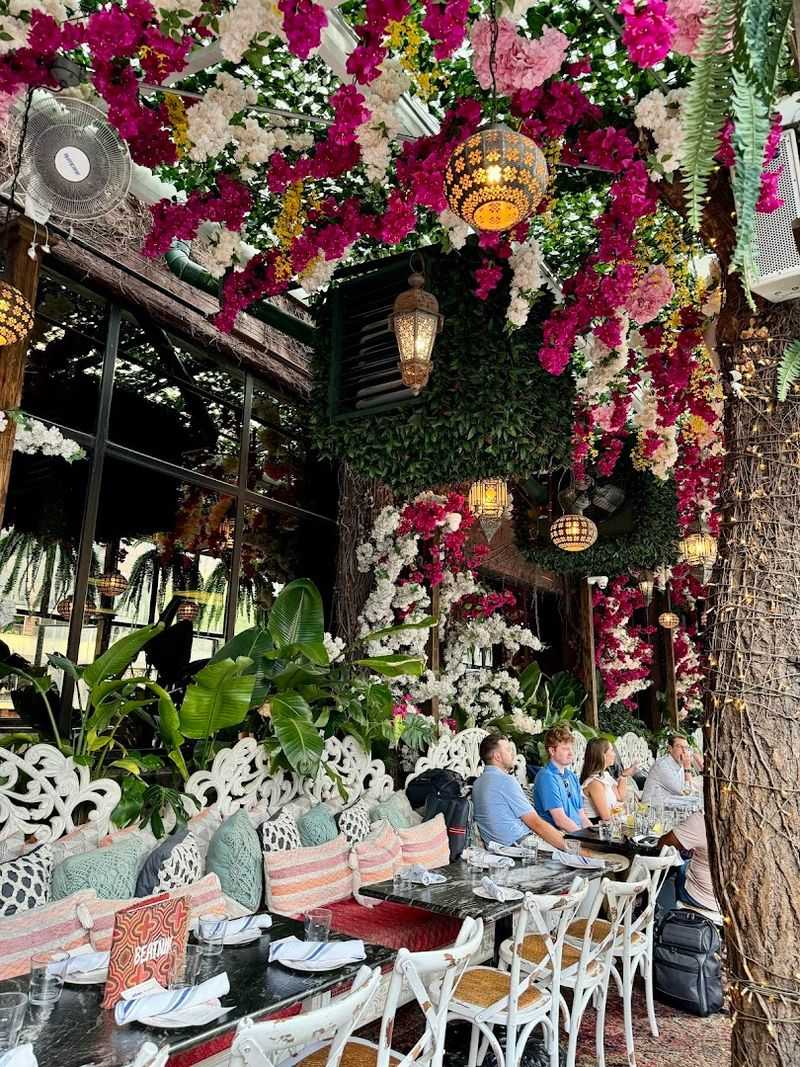 A Decor Story Told in Layers and Details A Decor Story Told in Layers and Details