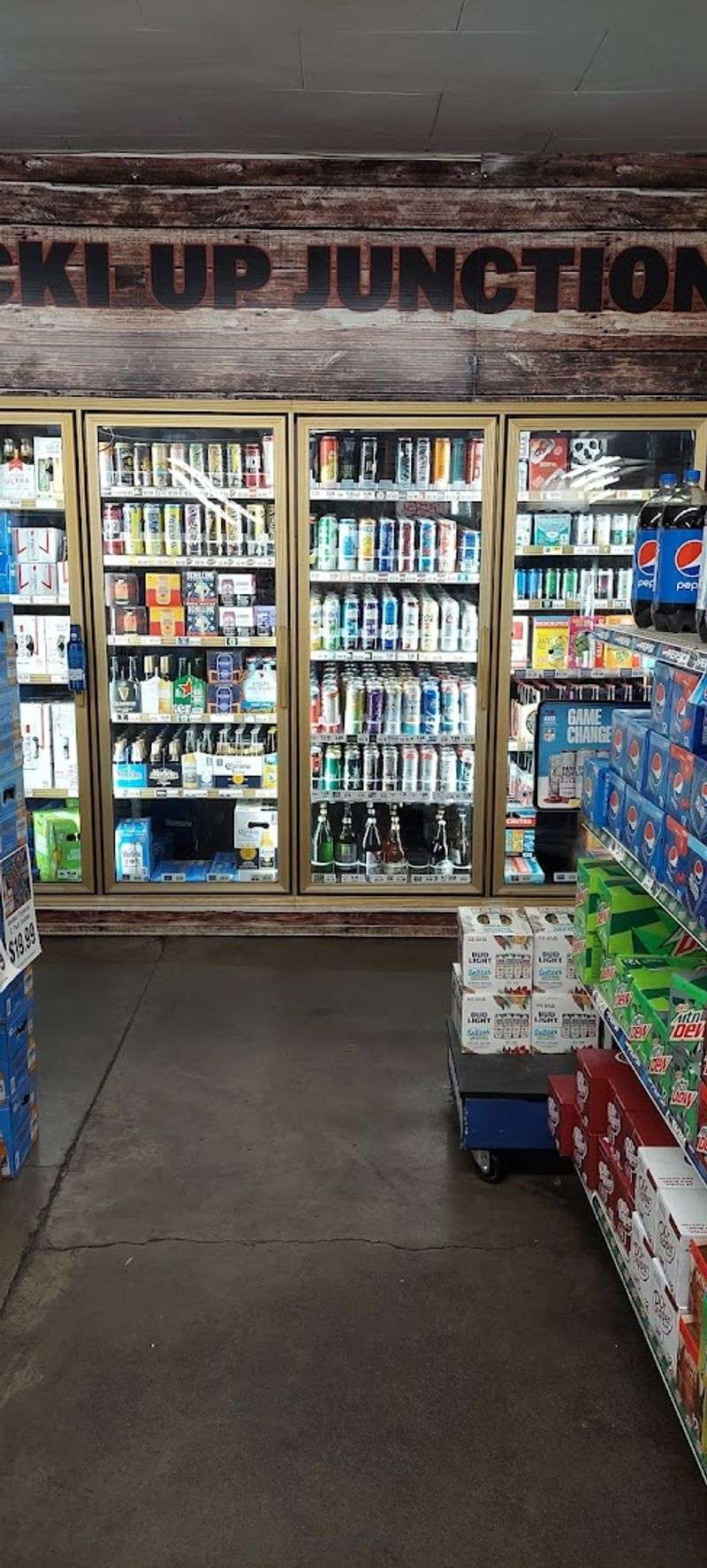 A Grocery Store That Punches Above Its Weight A Grocery Store That Punches Above Its Weight