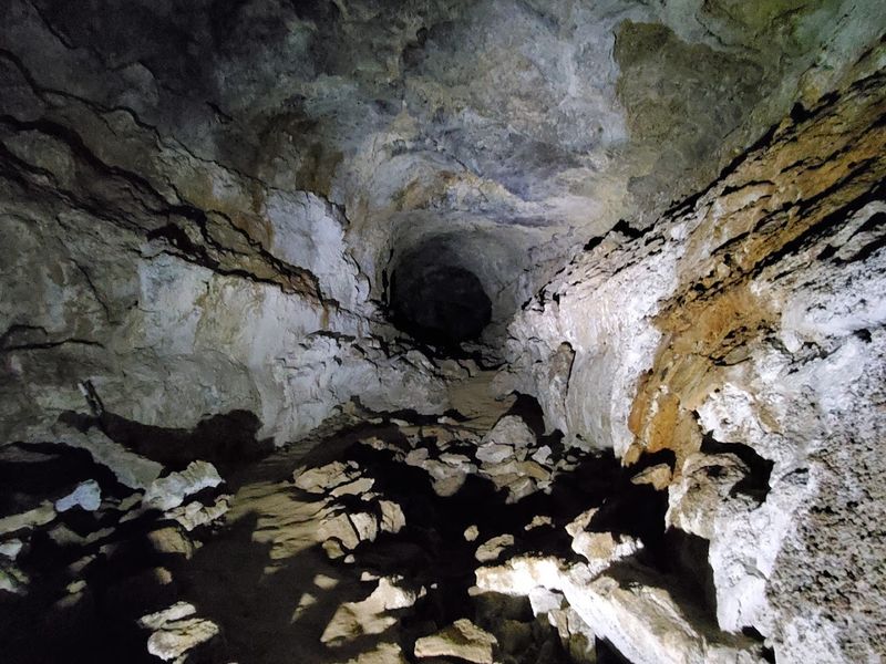 A Lava Tube Unlike Any Other: The Geology Behind the Cave A Lava Tube Unlike Any Other: The Geology Behind the Cave