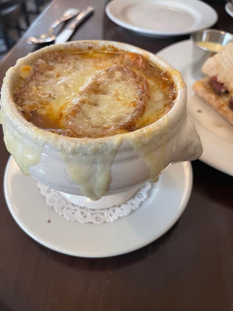 A Menu Rooted in Classic French Tradition