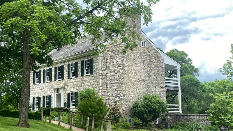 A Pioneer Address in the Heart of Missouri Wine Country