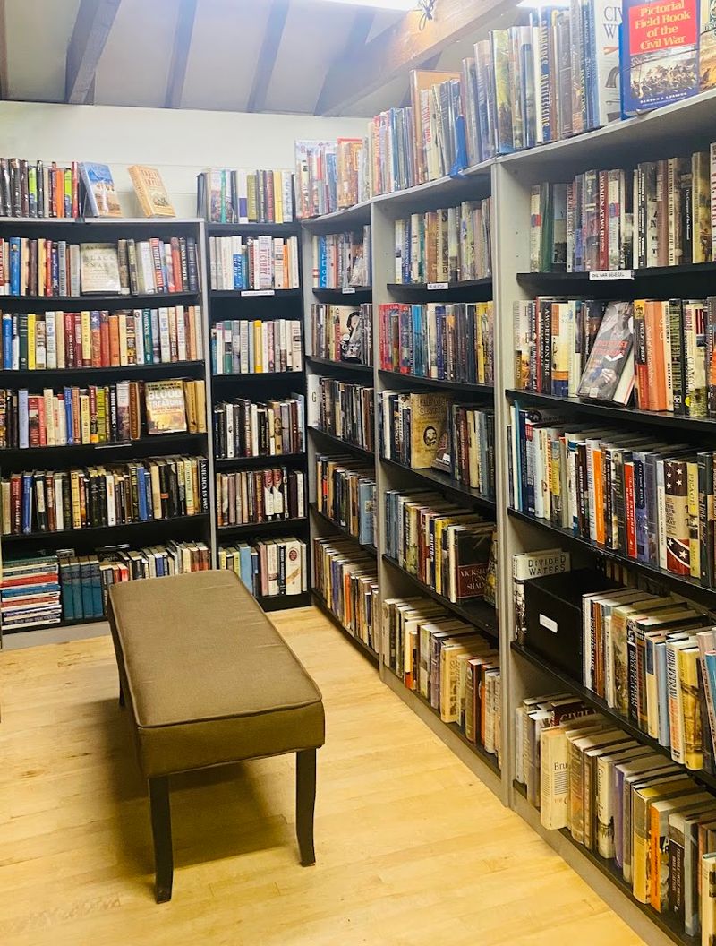 A Store That Looks Small but Keeps Surprising You A Store That Looks Small but Keeps Surprising You
