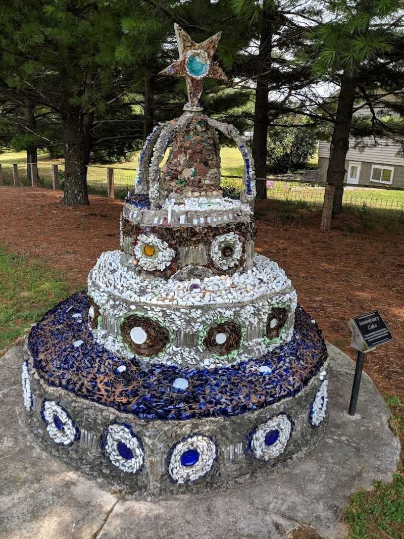 A Wedding Cake Frozen in Concrete and Glass A Wedding Cake Frozen in Concrete and Glass