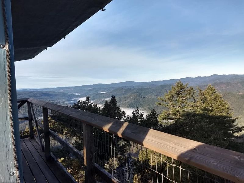 Acker Rock Lookout — Umpqua National Forest Acker Rock Lookout — Umpqua National Forest
