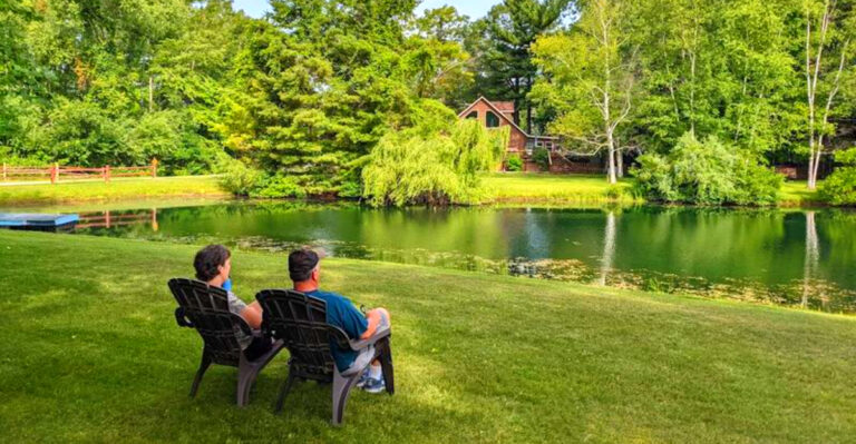Affordable, quiet, and near Lake Huron – This Michigan lodge is a hidden budget-friendly escape