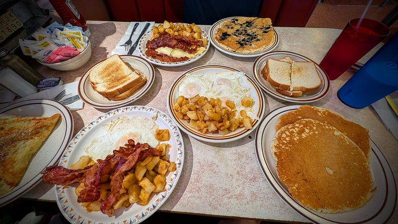 All-Day Breakfast That Keeps People Coming Back All-Day Breakfast That Keeps People Coming Back