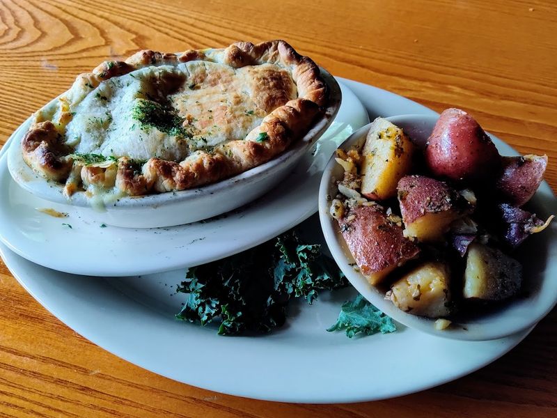 American Fare With a Classic New England Backbone American Fare With a Classic New England Backbone