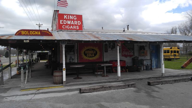 Amish Country Mall, Ethridge, Tennessee