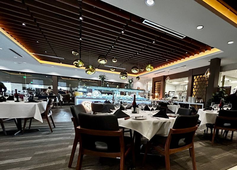 An Atmosphere That Earns the Word Elegant Without Trying Too Hard