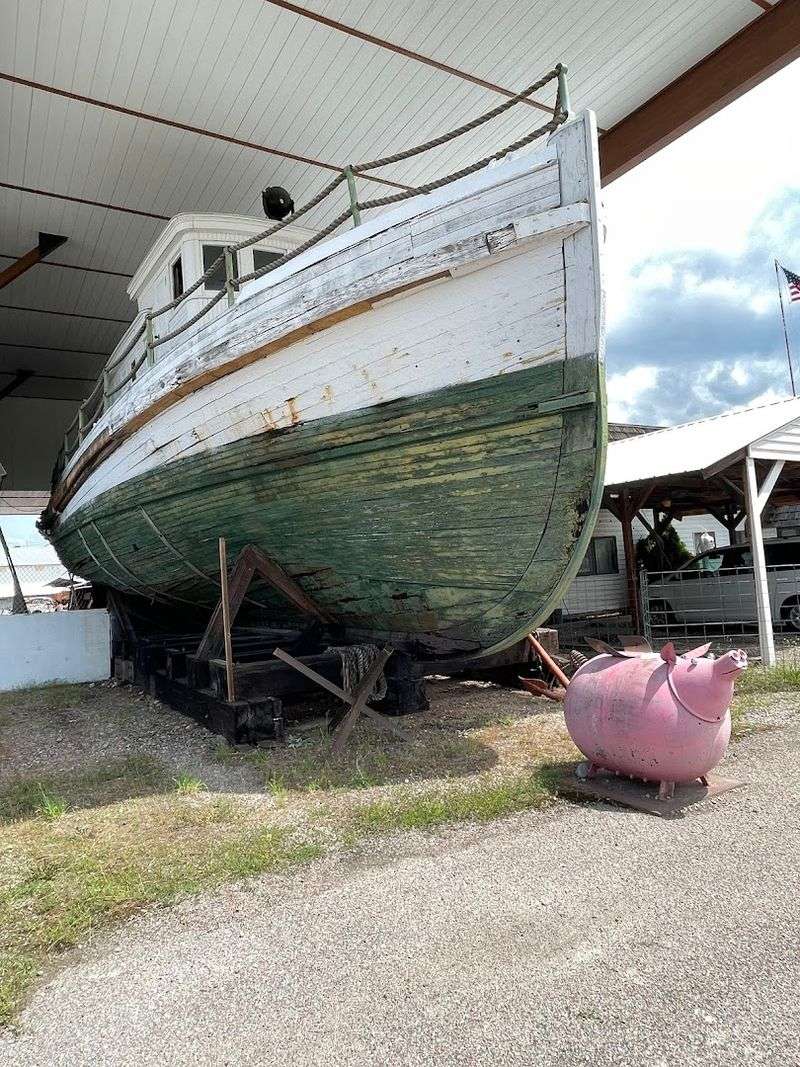 Antique Vehicles, Wagons, and the Paul Bunyan Towboat Antique Vehicles, Wagons, and the Paul Bunyan Towboat