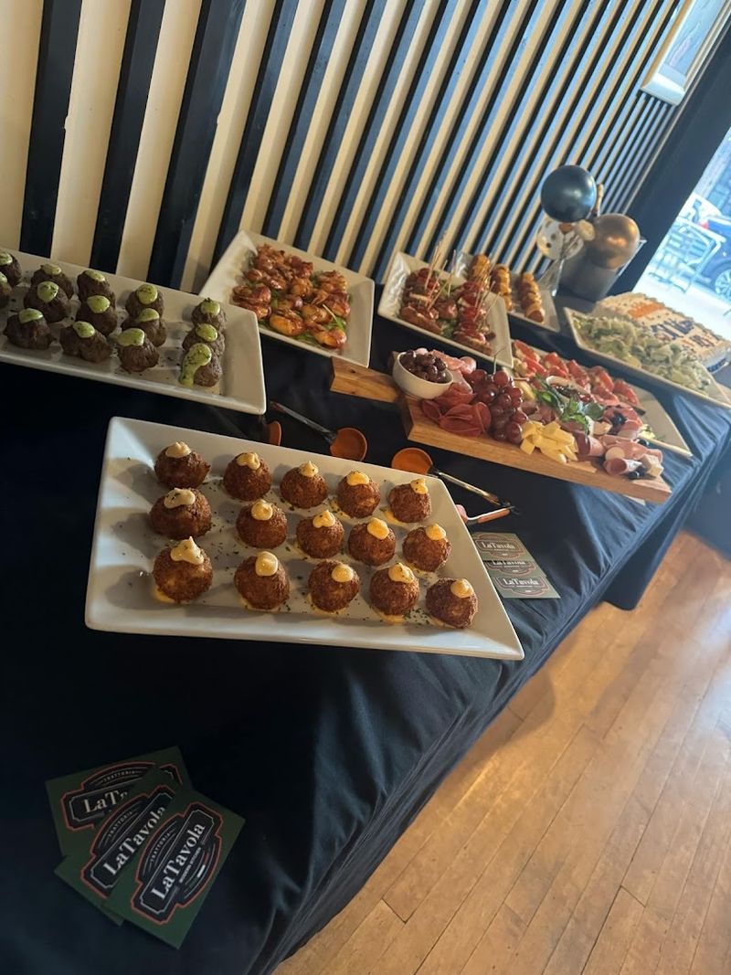 Appetizers That Set a High Bar From the First Bite Appetizers That Set a High Bar From the First Bite