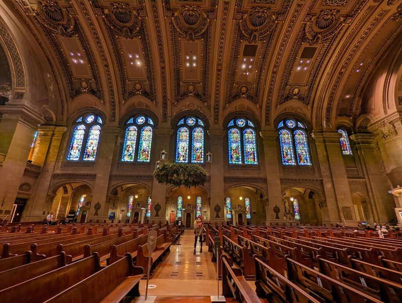 Attending Mass and Experiencing the Choir Attending Mass and Experiencing the Choir