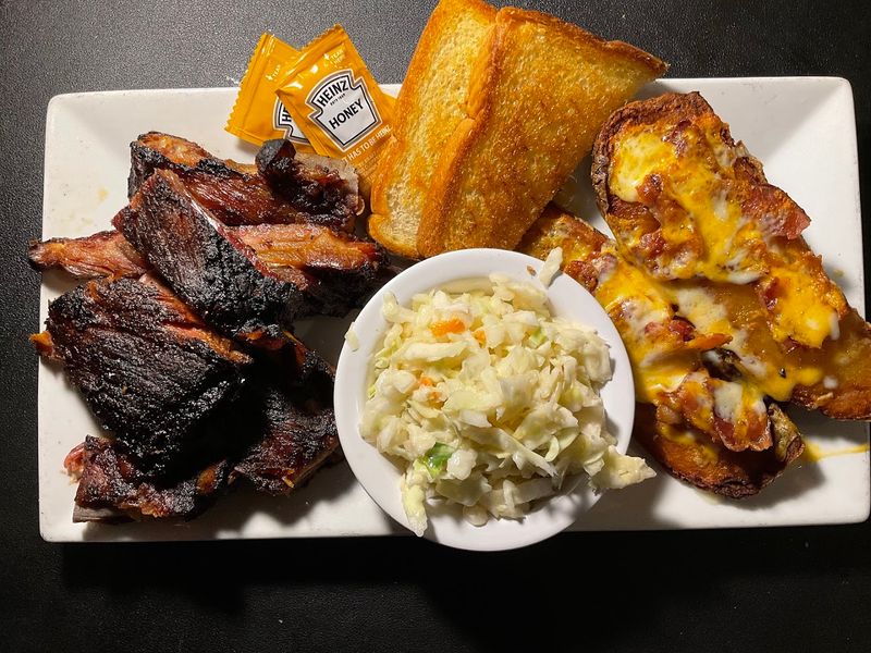 BBQ That Comes Straight From Their Own Smokehouse BBQ That Comes Straight From Their Own Smokehouse