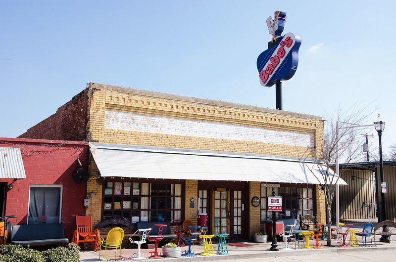 Babe's Chicken Dinner House, Roanoke, Texas Babe's Chicken Dinner House, Roanoke, Texas