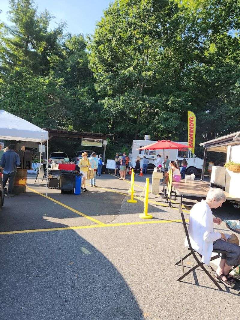 Baked Goods, Cheese Biscuits, and the Empanadas Everyone Talks About Baked Goods, Cheese Biscuits, and the Empanadas Everyone Talks About