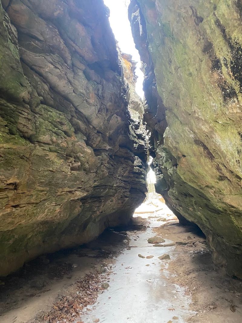 Bear Cave Trail and Rock House Cave: Short Hikes with Big Payoffs Bear Cave Trail and Rock House Cave: Short Hikes with Big Payoffs