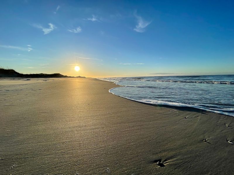 Bear Island's Beach: Wide, Unspoiled, and Genuinely Stunning Bear Island's Beach: Wide, Unspoiled, and Genuinely Stunning