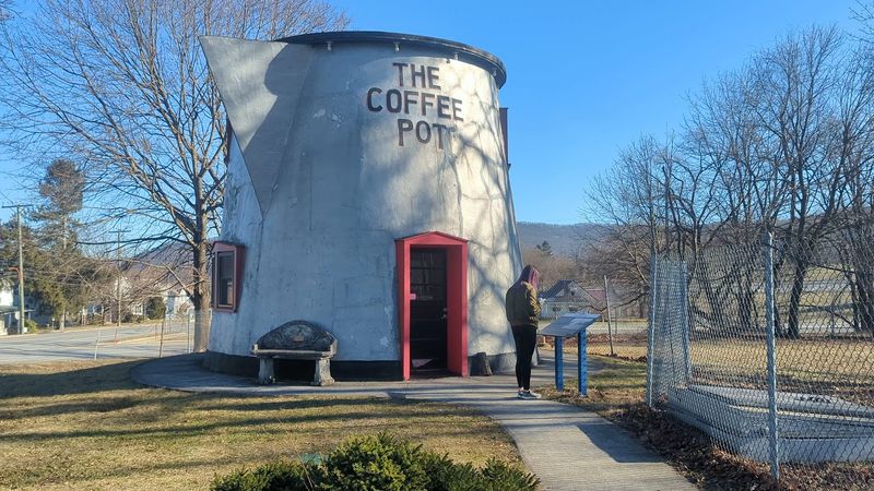Bedford Coffee Pot, Bedford, Pennsylvania