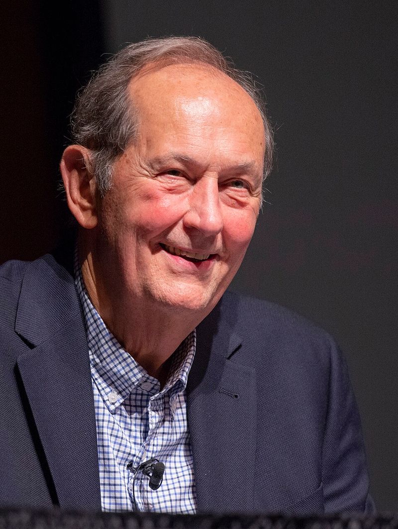 Bill Bradley: From New York Knicks Champion to U.S. Senator Bill Bradley: From New York Knicks Champion to U.S. Senator