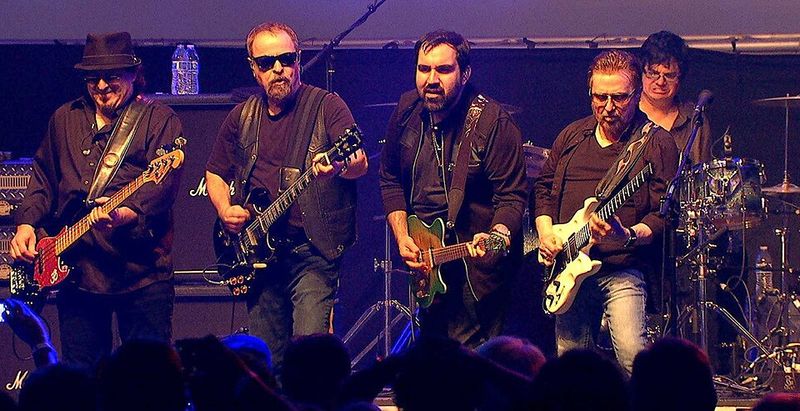 Blue Oyster Cult: Hard Rock Favorites Still Waiting