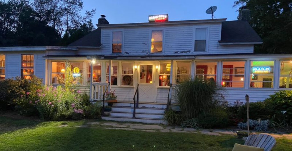Bob Dylan’s Rolling Thunder Revue Once Stopped At This Massachusetts Lodge