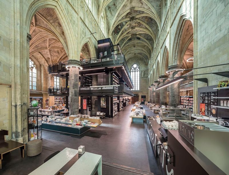 Boekhandel Dominicanen — Maastricht, Netherlands