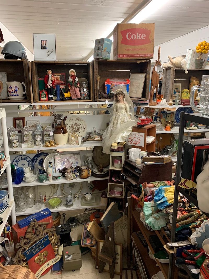Books, Glassware, and the Hunt for Oddities Books, Glassware, and the Hunt for Oddities