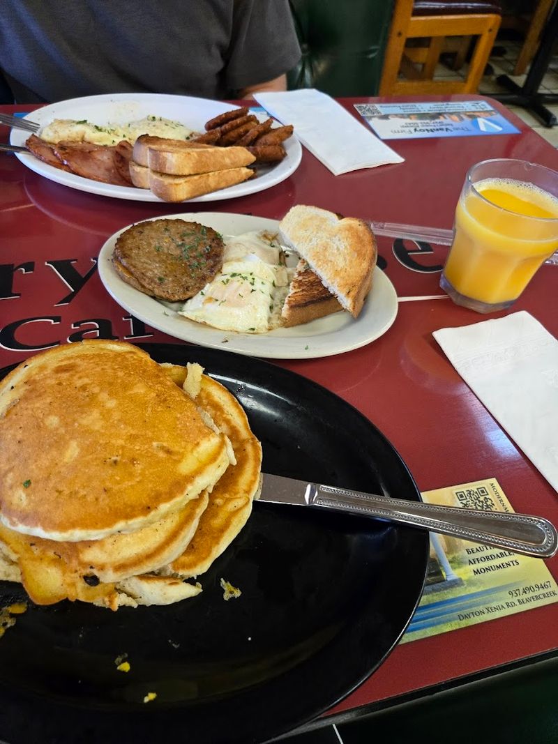 Breakfast That Starts the Day Right Breakfast That Starts the Day Right