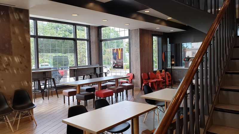 Bright Windows and a Welcoming Atmosphere