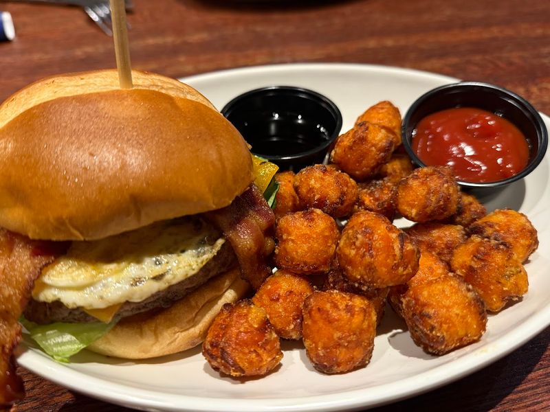 Burgers, Sandwiches, and the Wisconsin Double Smash